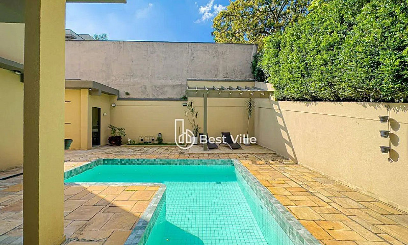 Casa Com 5 Dormitóri...