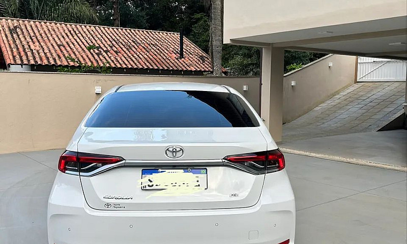 Toyota Corolla Xei 2...