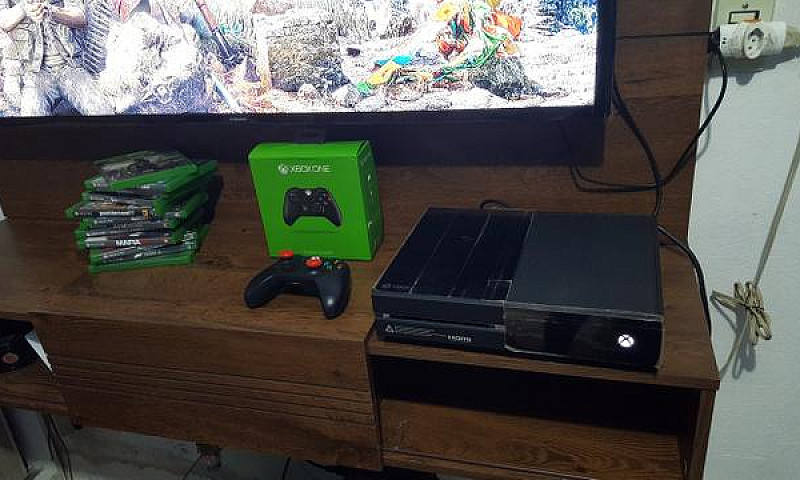 Xbox One + 1 Control...