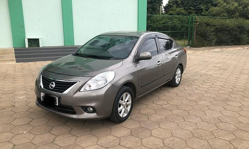 Versa 1.6 Sl 2014...