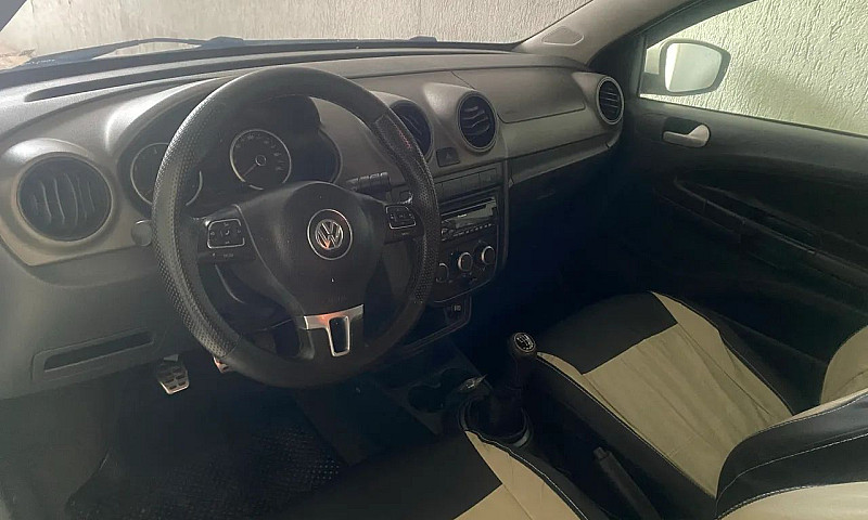 Volkswagen Saveiro C...