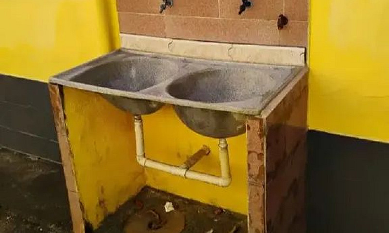 Aluguel De Quitinete...