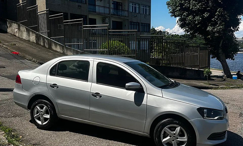 Volkswagen Voyage Tr...