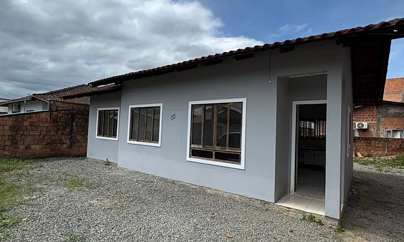 Casa Com 3 Quarto(S)...