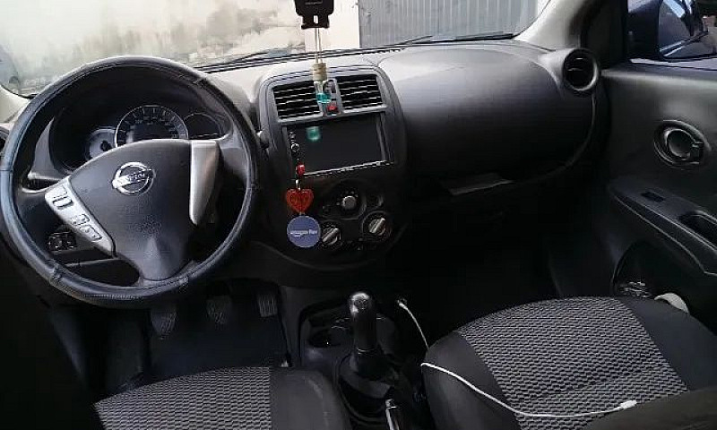 Nissan Versa 1.0 12V...