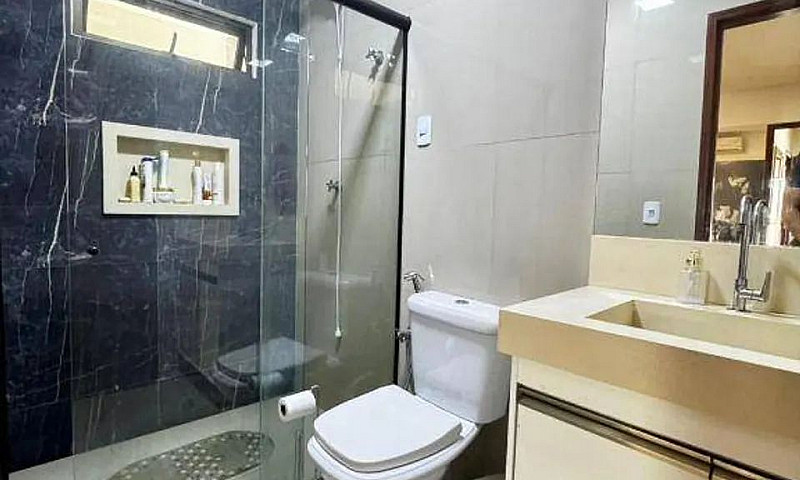 Casa Com 3 Dormitóri...