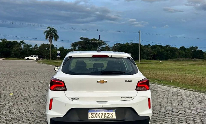 Chevrolet Onix Hatch...