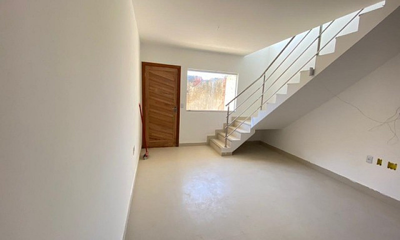 Casa 02 Qts Em Jacar...