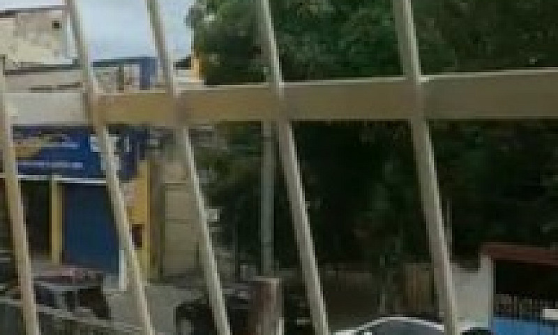 Casa 3 Qtos   2 Vaga...
