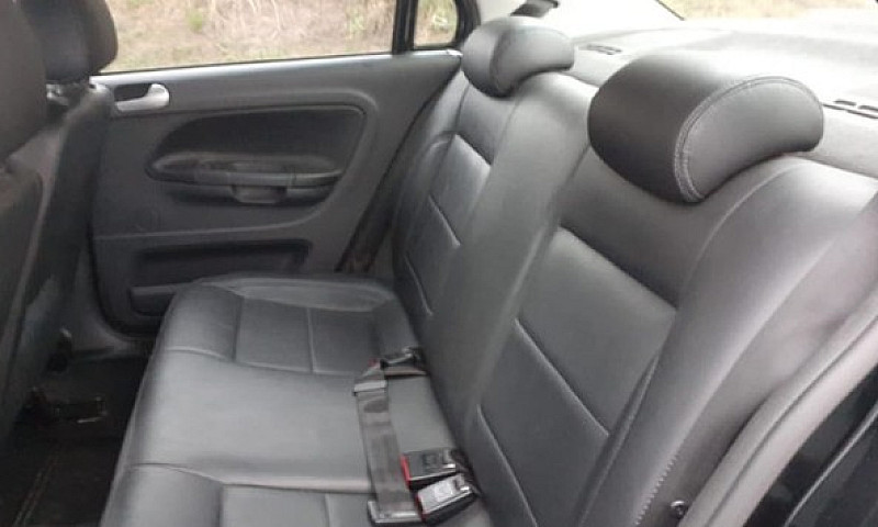 Voyage G6 1.6 2013 G...