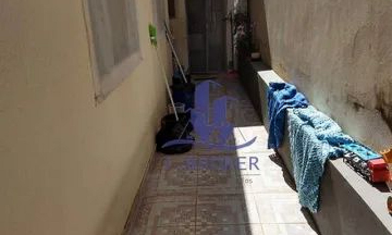 Casa Com 3 Dormitóri...