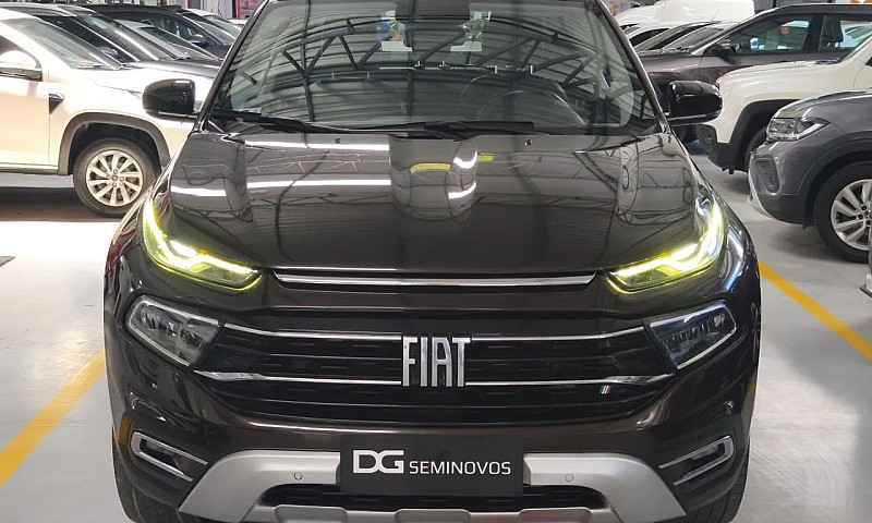 Fiat Toro Volcano 1....