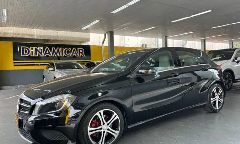 Mercedes A 200 1.6 T...