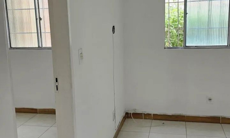 Casa De 1/4 Sala, Ba...
