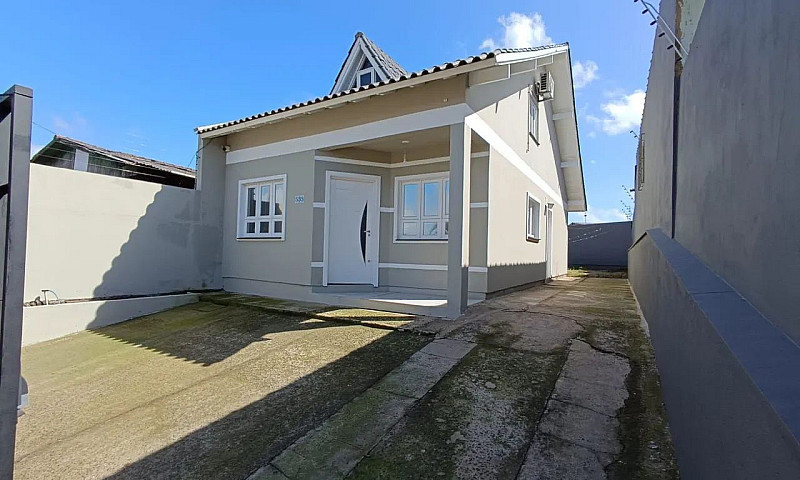 Casa 3 Dormitórios U...