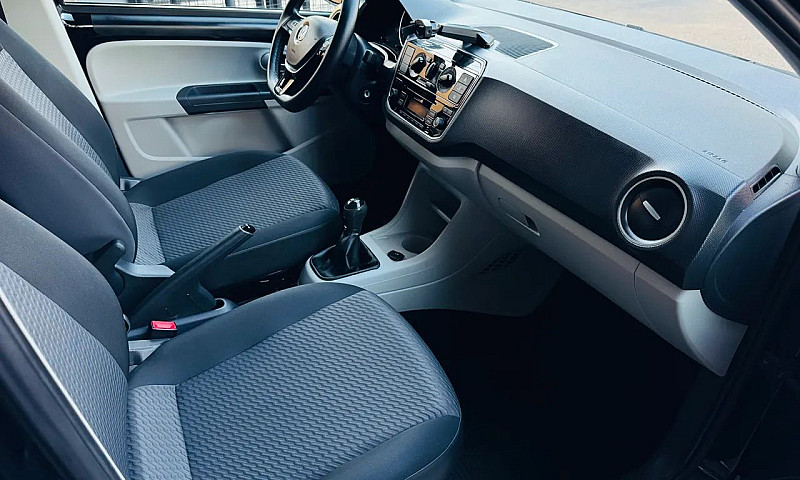 Volkswagen Up! Move ...