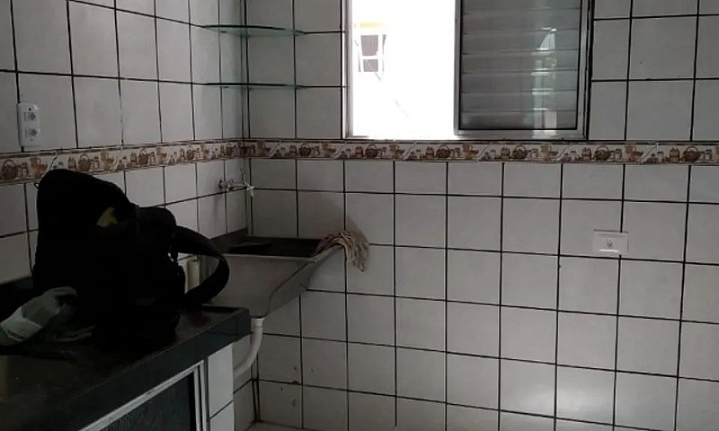 Aluga-Se, Apartament...