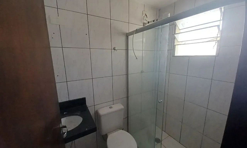 Casa Assobrada Com S...