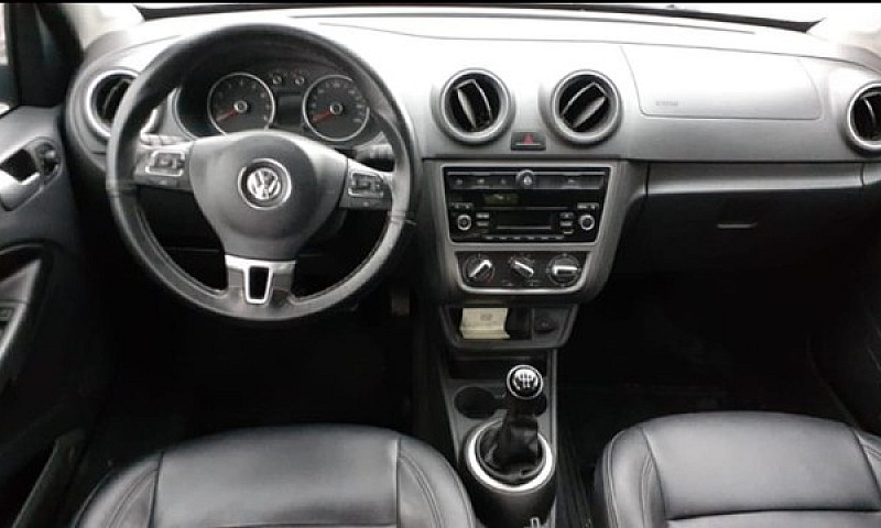 Voyage G6 1.6 2013 G...