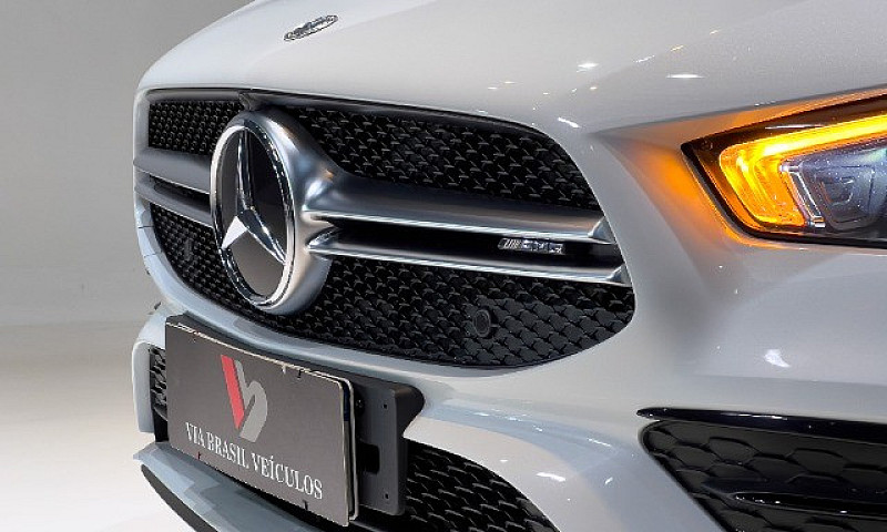 Mercedes-Benz Cla35 ...