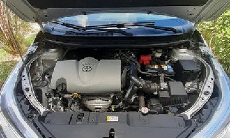 Toyota Yaris 2019...