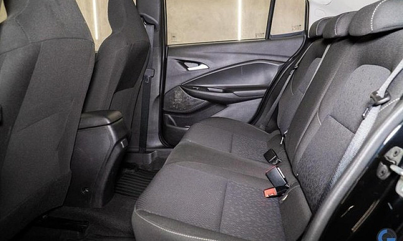 Chevrolet Onix Plus ...