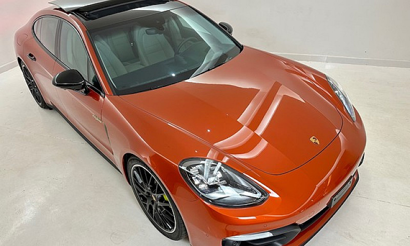 Porsche Panamera 2.9...