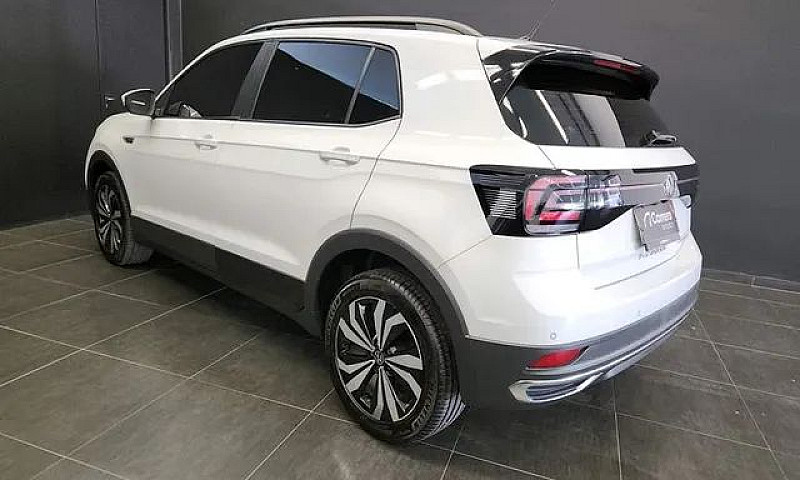 Volkswagen T-Cross 1...