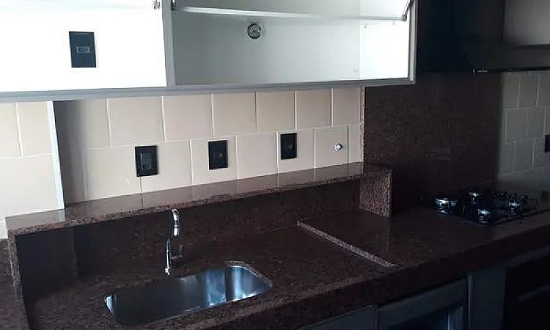 2 Quartos Com Armári...