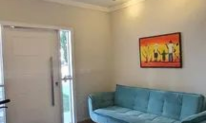 Casa Com 3 Dormitóri...