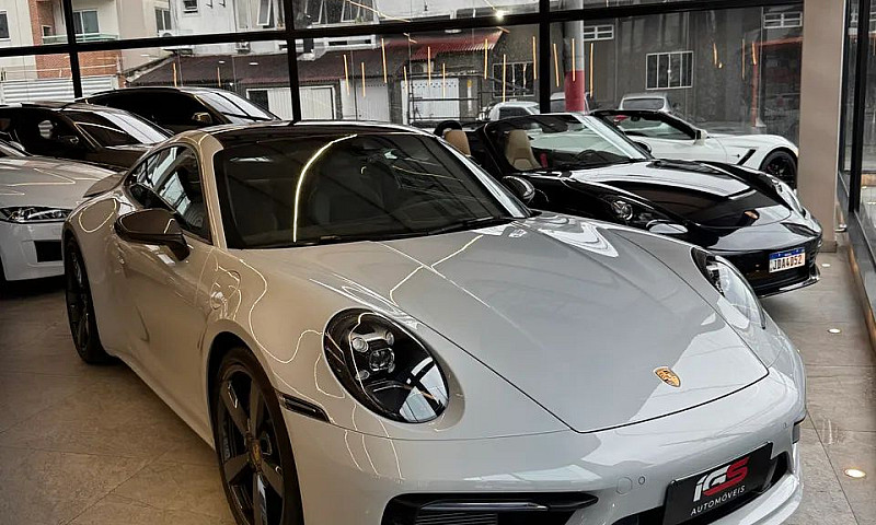Porsche 911 Carrera ...