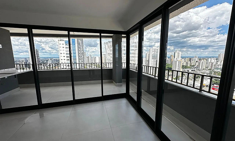 Moove 3 Suites 140M²...