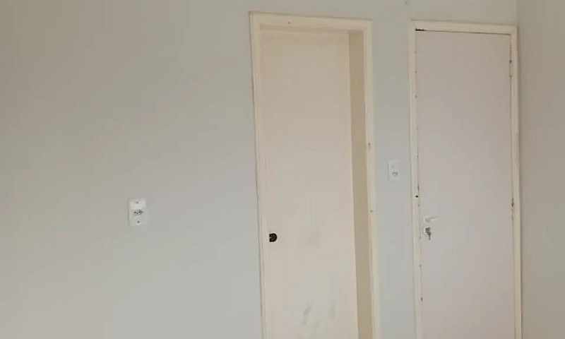 Aluga-Se Apartamento...