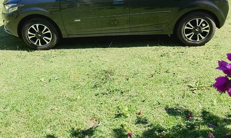 Chevrolet Onix Hatch...