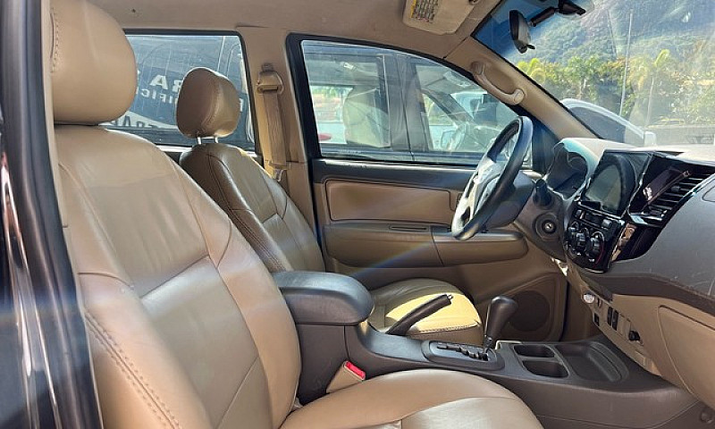 Hilux Sw4 Blindado 2...