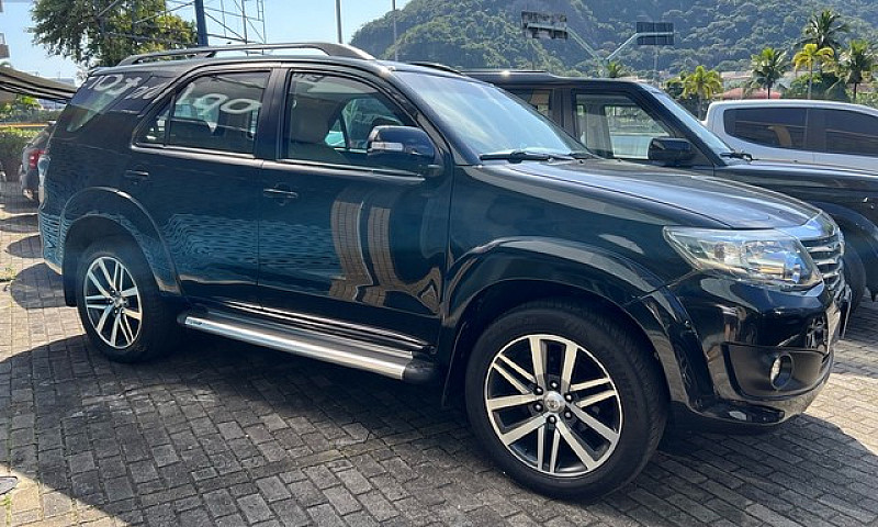 Hilux Sw4 Blindado 2...