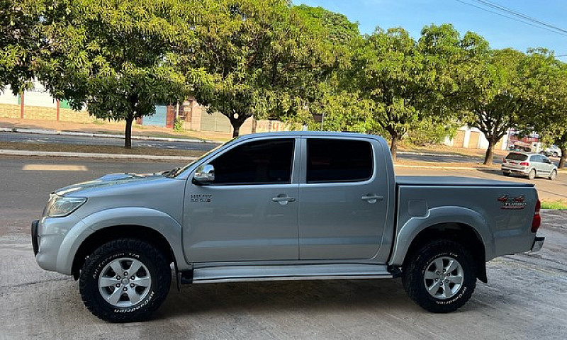 Baixou Hilux Srv 201...