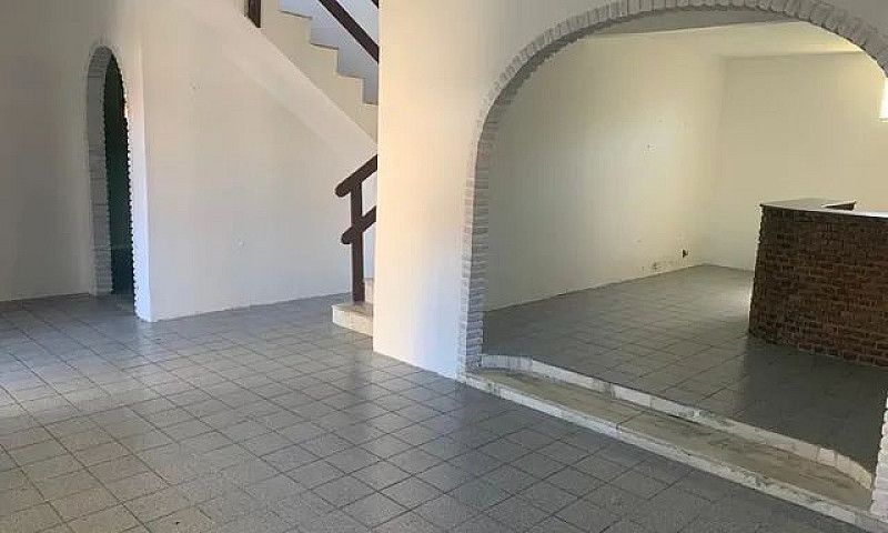 Alugo Mansão Condomí...