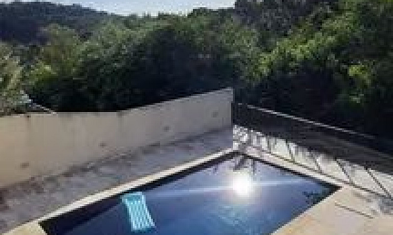 Casa Com 3 Dormitóri...