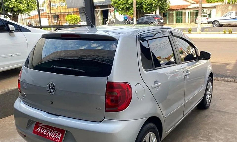 Volkswagen Fox 1.6 M...