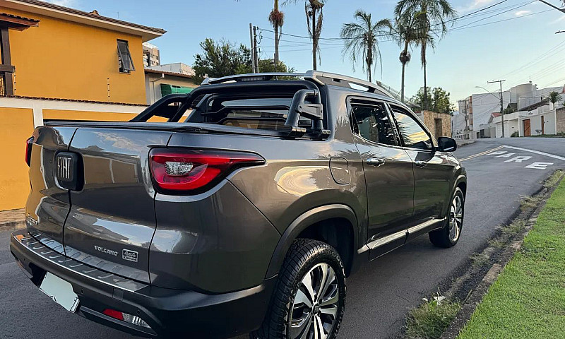 Fiat Toro Volcano 2....