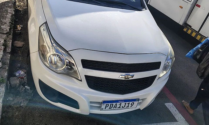 Chevrolet Montana Ls...