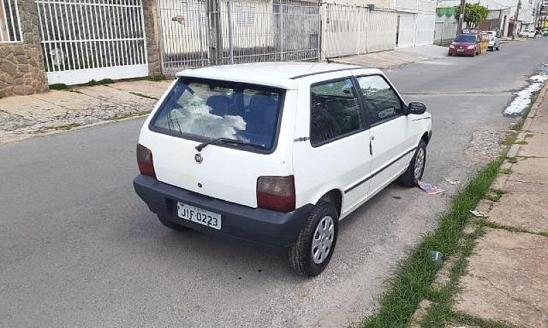 Fiat Uno Mille 2010...