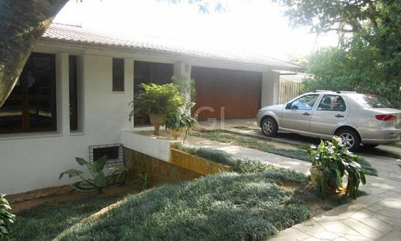 Casa Em Tristeza...