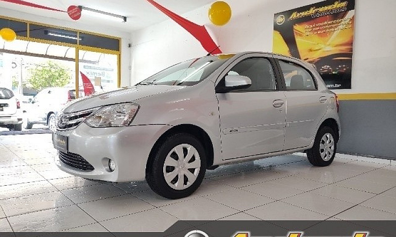 Toyota Etios Hatch X...