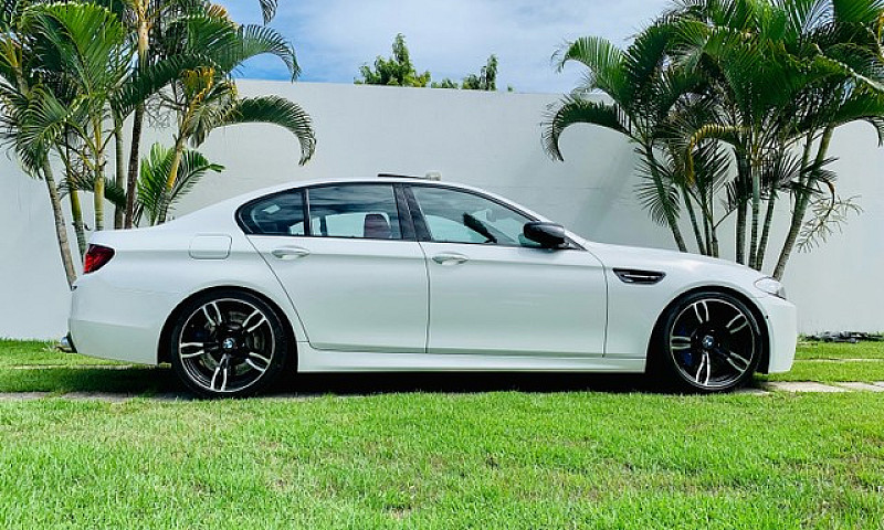 Bmw M5 V8 Bi Turbo S...