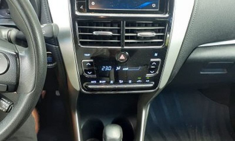 Toyota Yaris 2019...