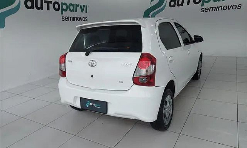 Toyota Etios 1.3 X 1...