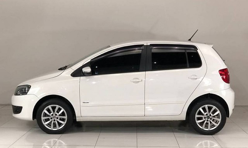 Volkswagen Fox 1.6 V...