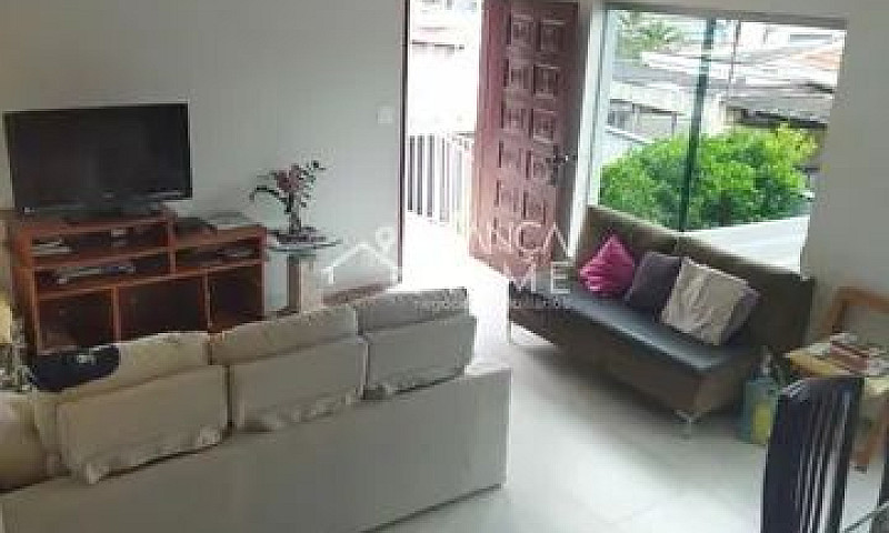 Sobrado A Venda E Lo...